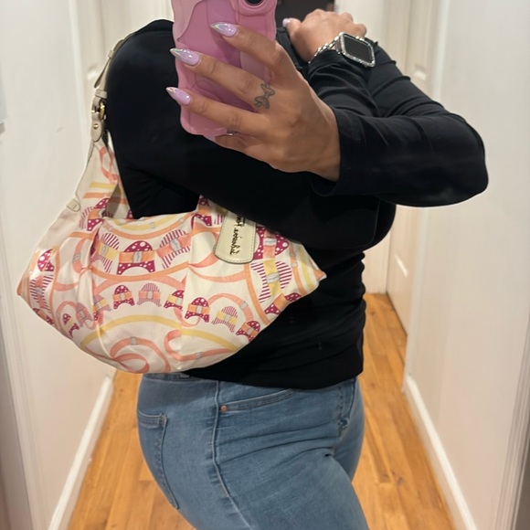 Salvatore Ferragamo Pink and White Satin Shoulder Bag - Picture 14 of 17